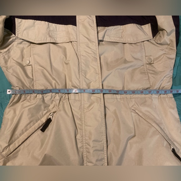 Columbia Woman’s Insulated Jacket S - Picture 9 of 11